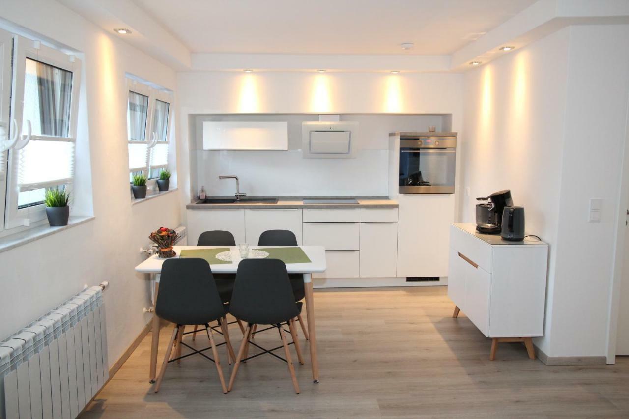 Neue Und Moderne Ferienwohnung 뮬하임안더루 외부 사진